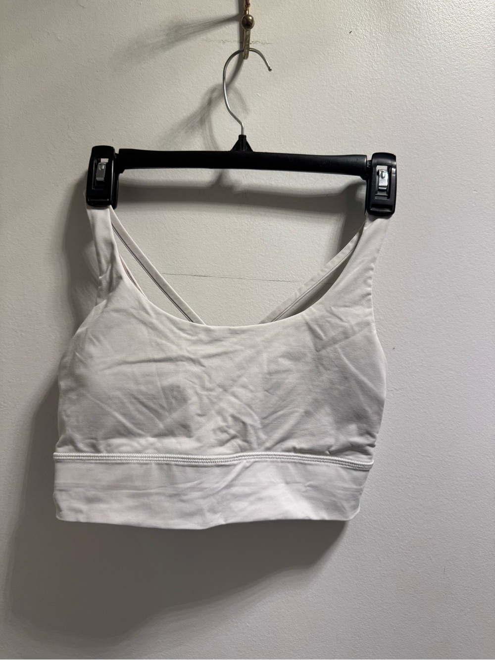 *Lululemon athletica White Seamless Light Support Bralette